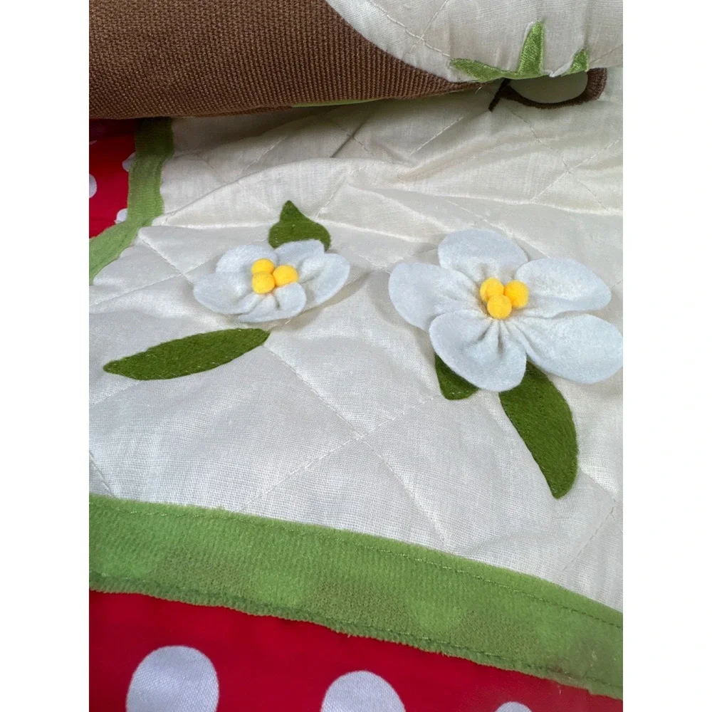 NWT Cracker Barrel Generations‎ Photo Sleeve Quilted Throw Blanket Family Tree